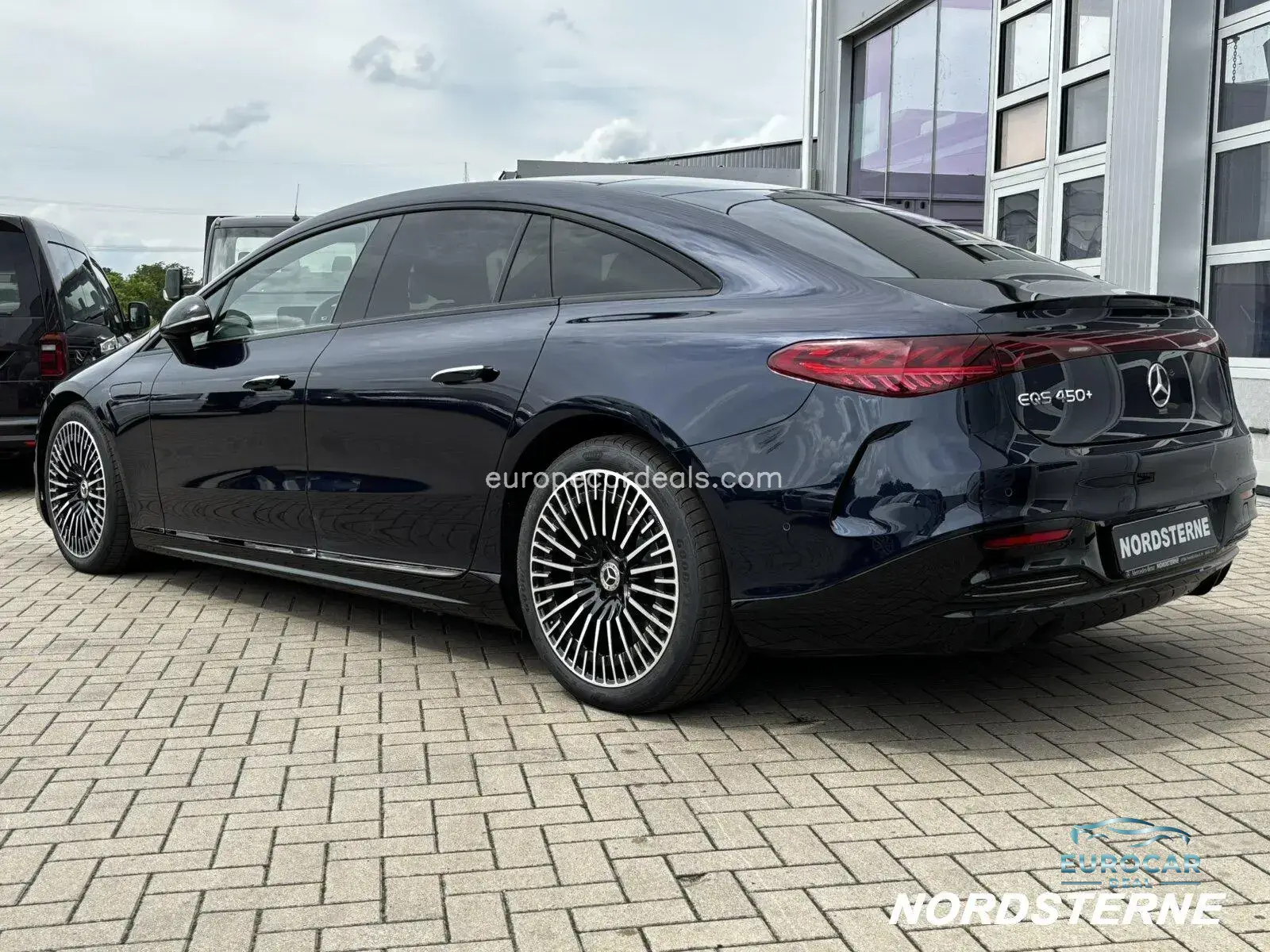Mercedes-Benz EQS