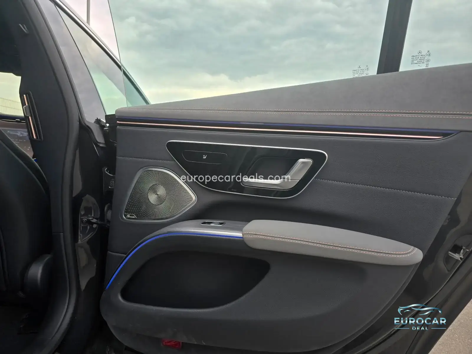 Mercedes-Benz EQS