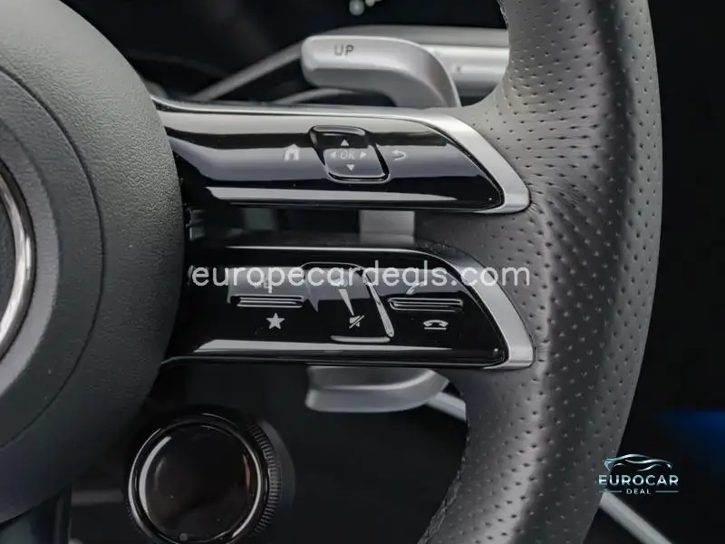 Mercedes-Benz EQS