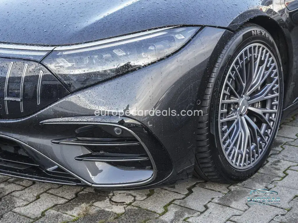 Mercedes-Benz EQS