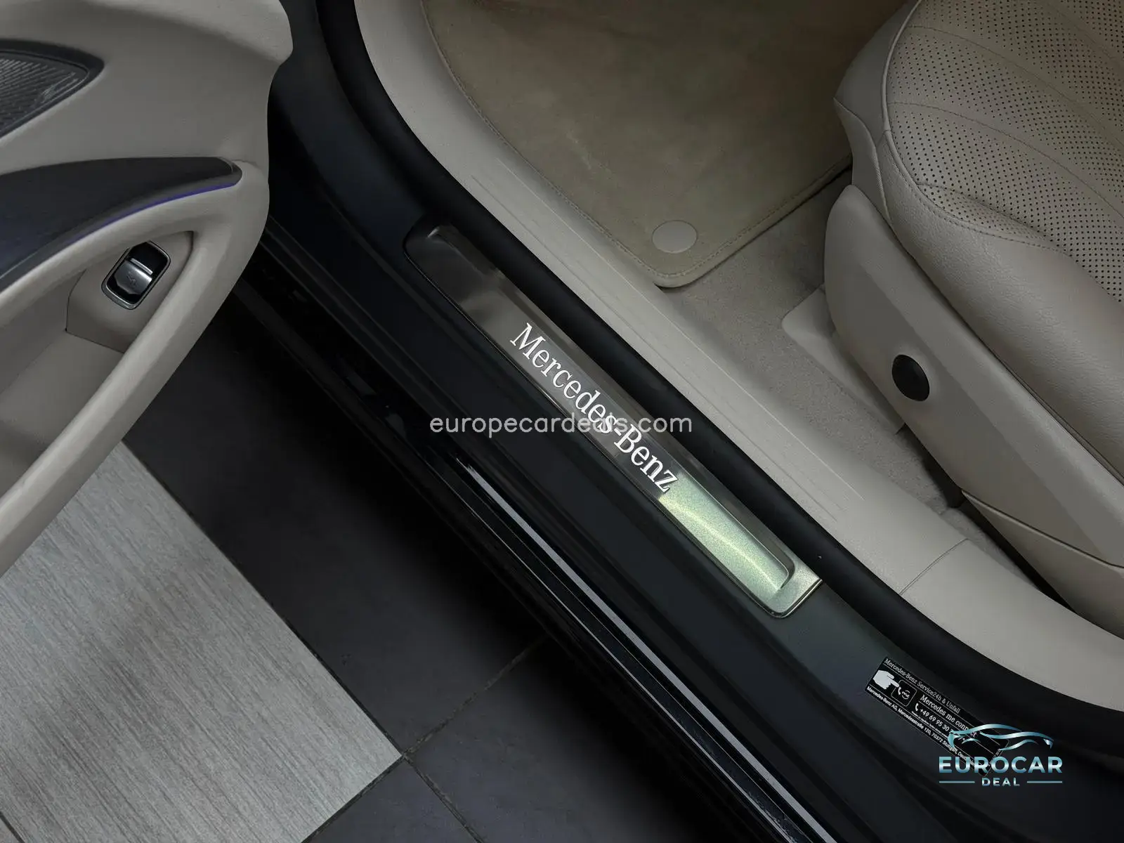 Mercedes-Benz EQS