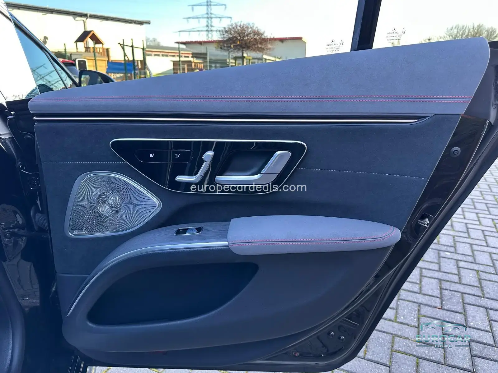 Mercedes-Benz EQS