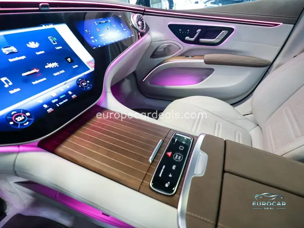 Mercedes-Benz EQS