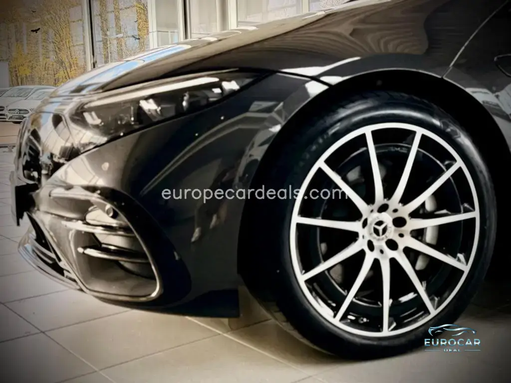 Mercedes-Benz EQS