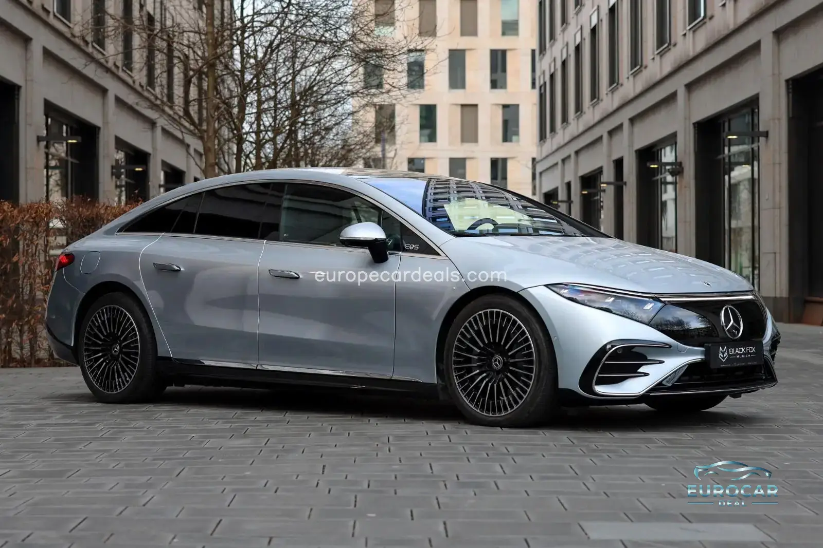 Mercedes-Benz EQS