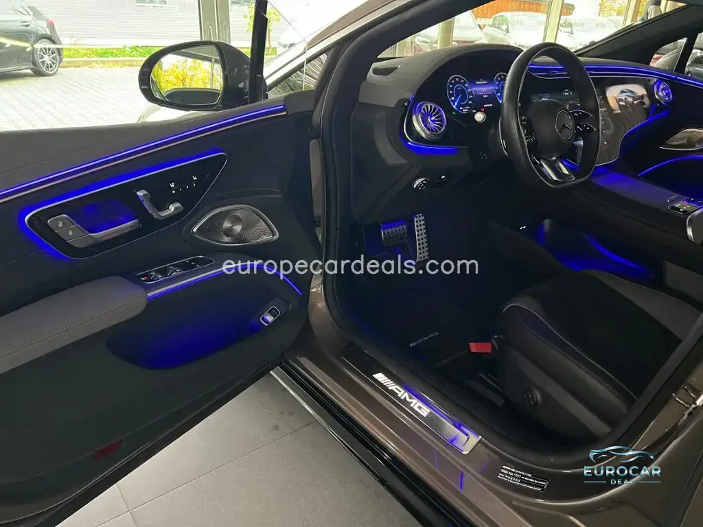 Mercedes-Benz EQS