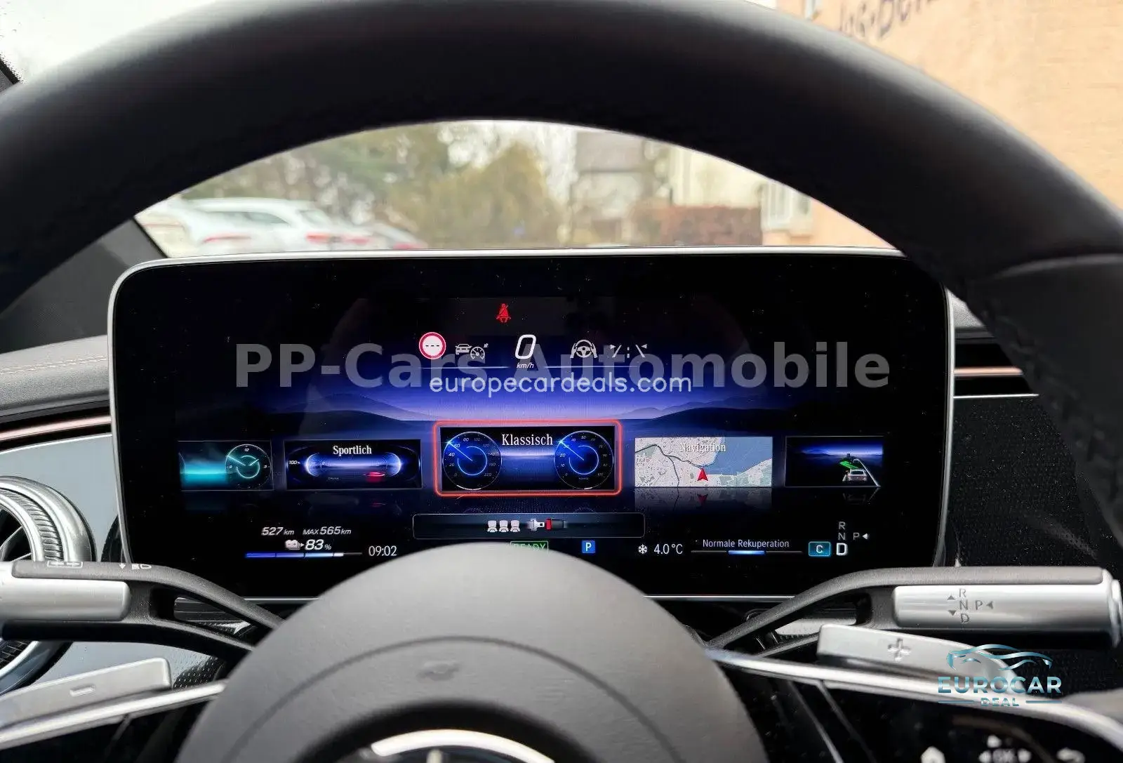Mercedes-Benz EQS