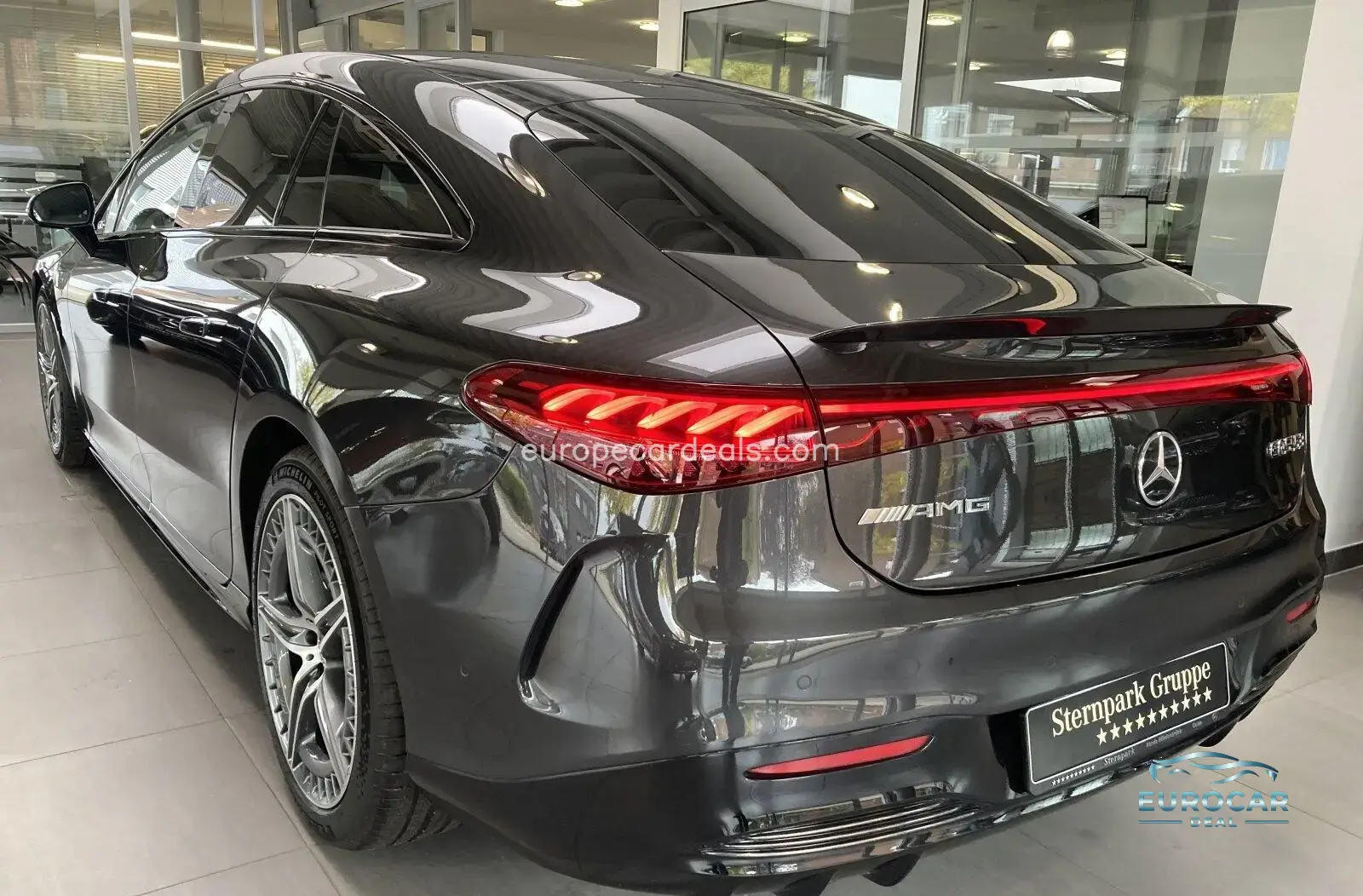 Mercedes-Benz EQS