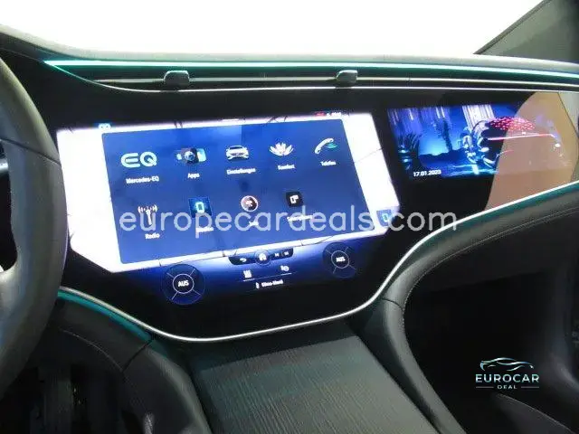 Mercedes-Benz EQS