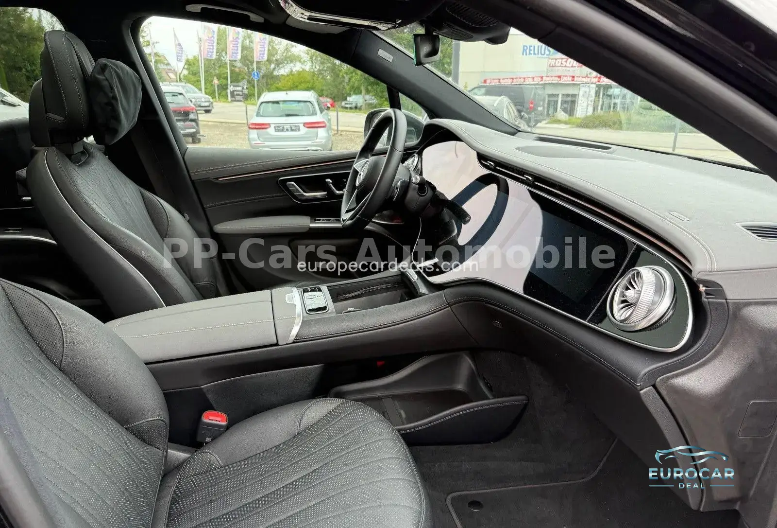 Mercedes-Benz EQS SUV
