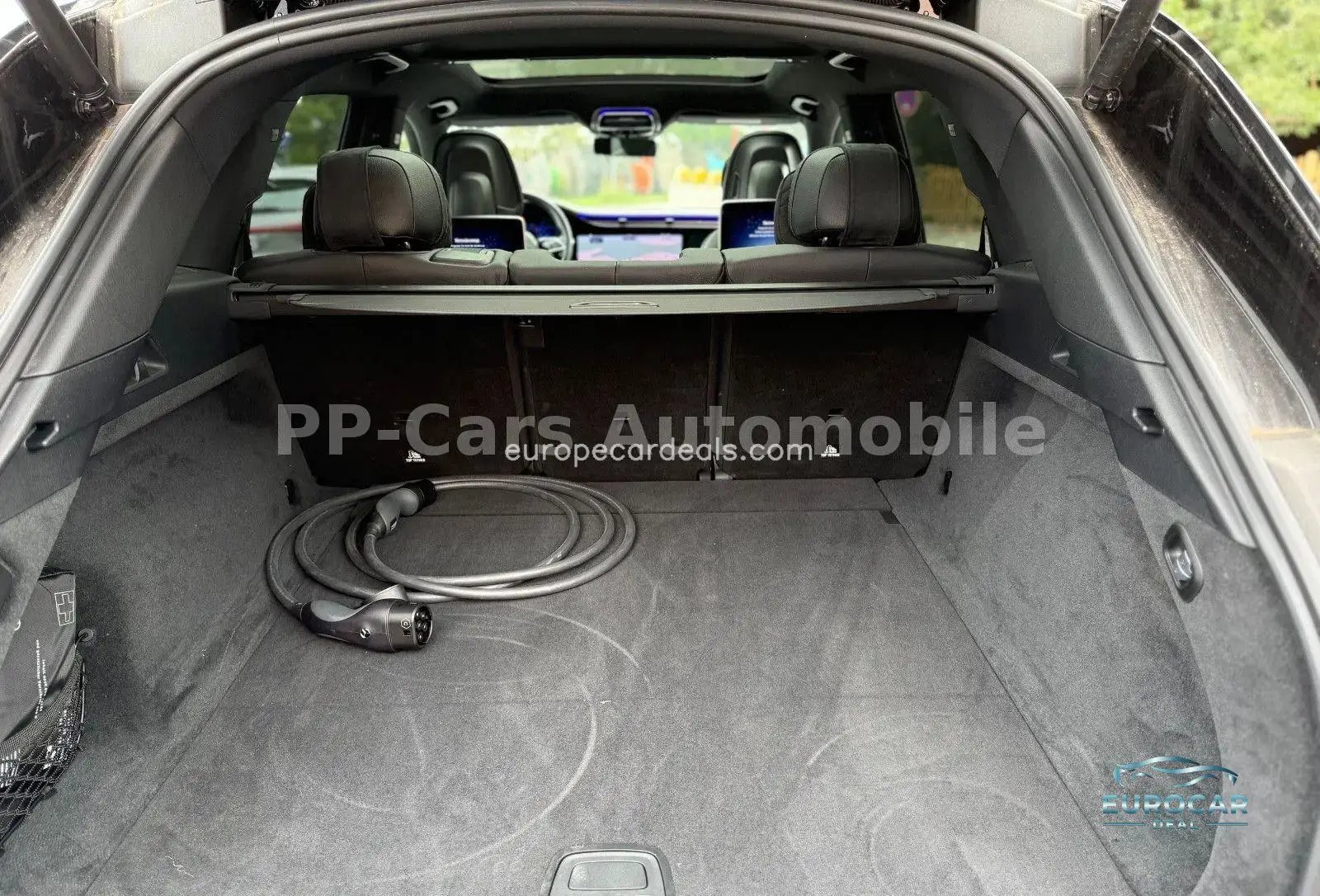 Mercedes-Benz EQS SUV