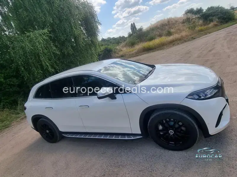 Mercedes-Benz EQS SUV