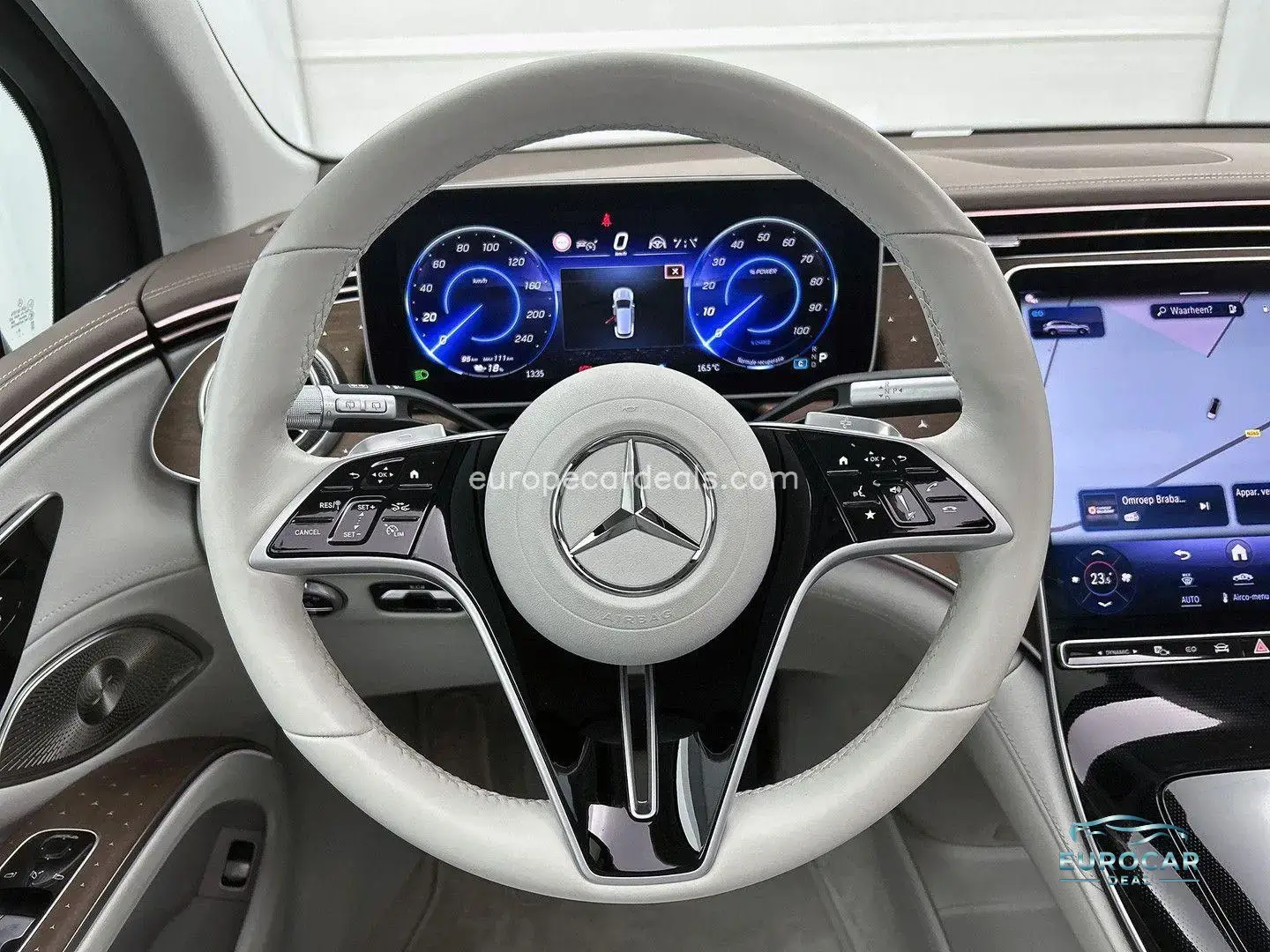 Mercedes-Benz EQS SUV