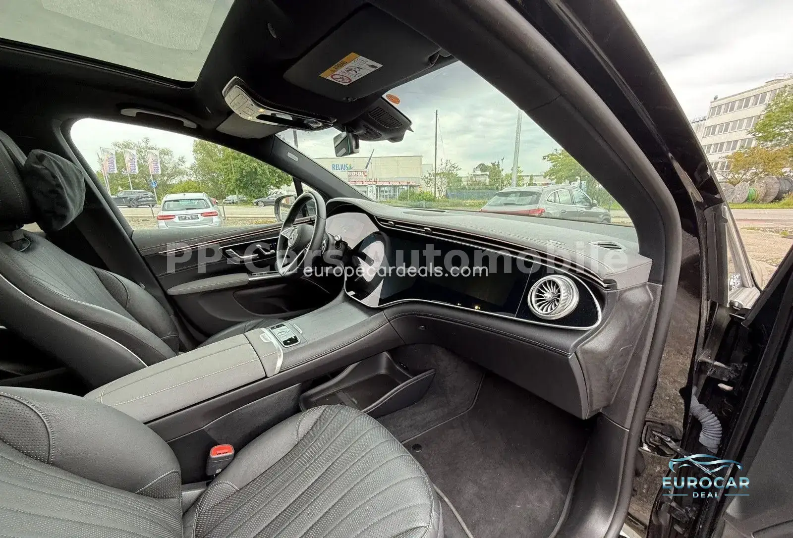 Mercedes-Benz EQS SUV