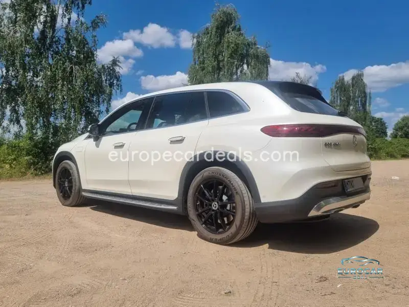Mercedes-Benz EQS SUV
