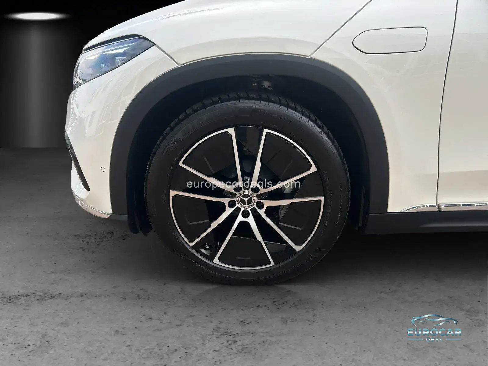 Mercedes-Benz EQS SUV