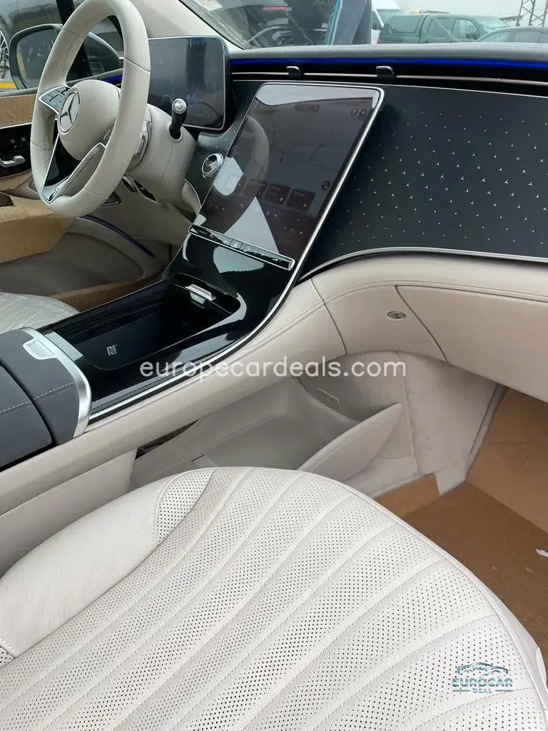 Mercedes-Benz EQS SUV