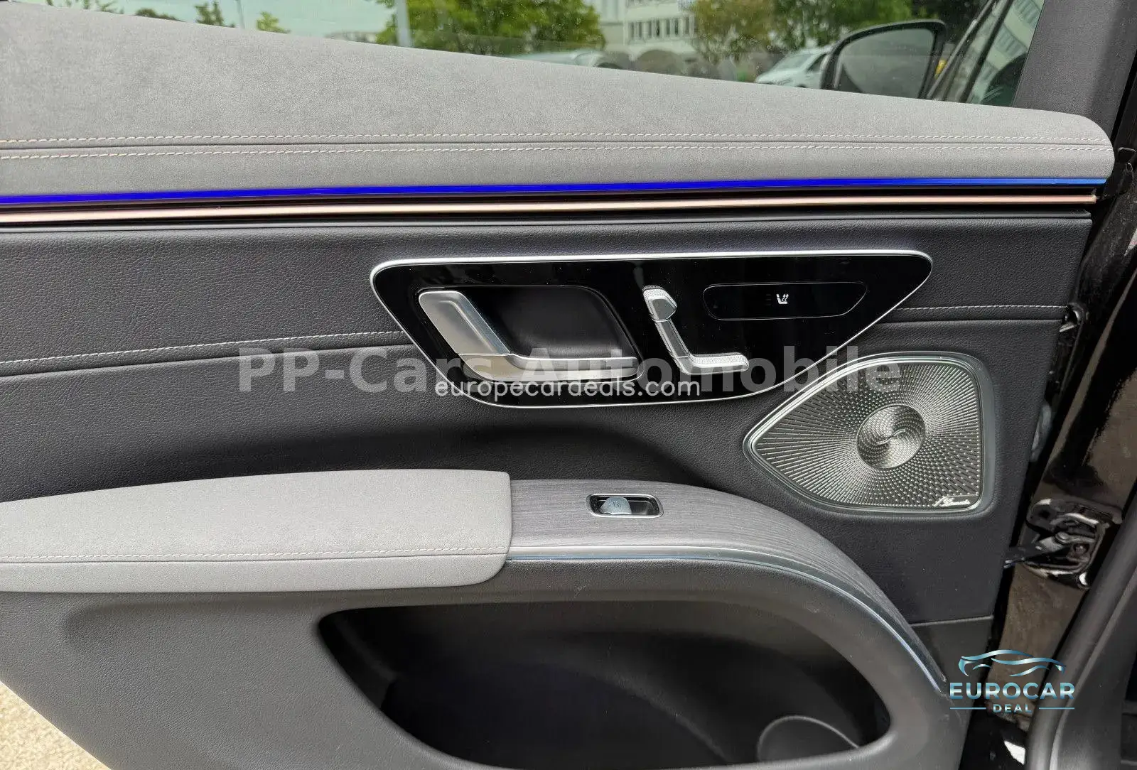 Mercedes-Benz EQS SUV