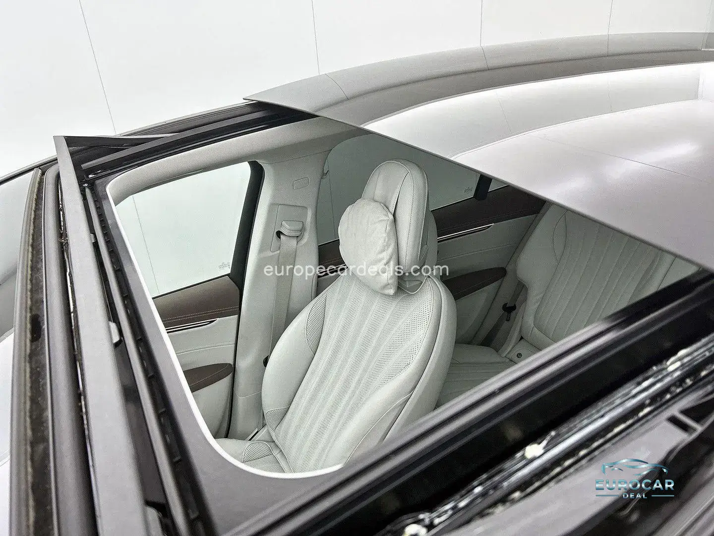 Mercedes-Benz EQS SUV