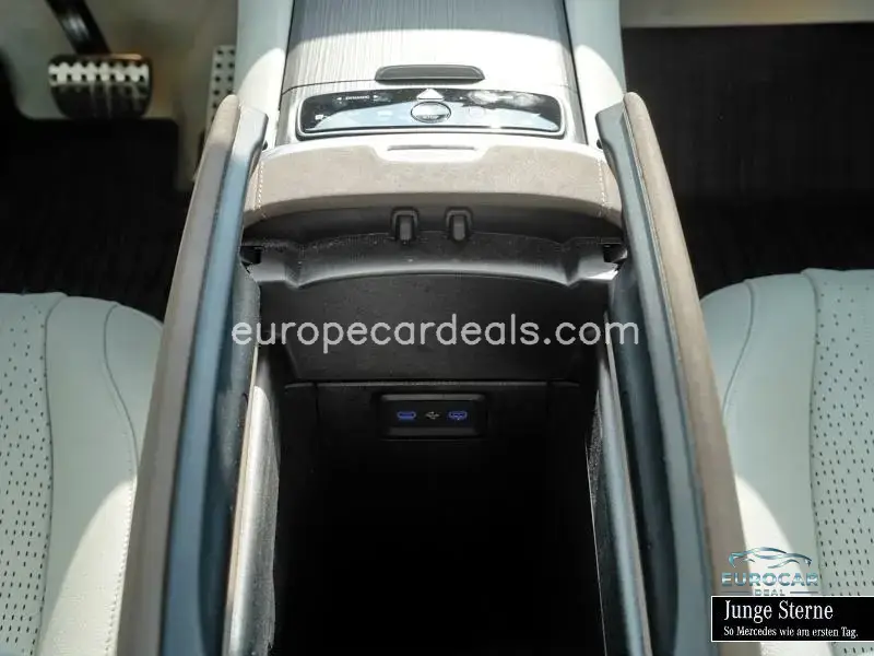 Mercedes-Benz EQS SUV