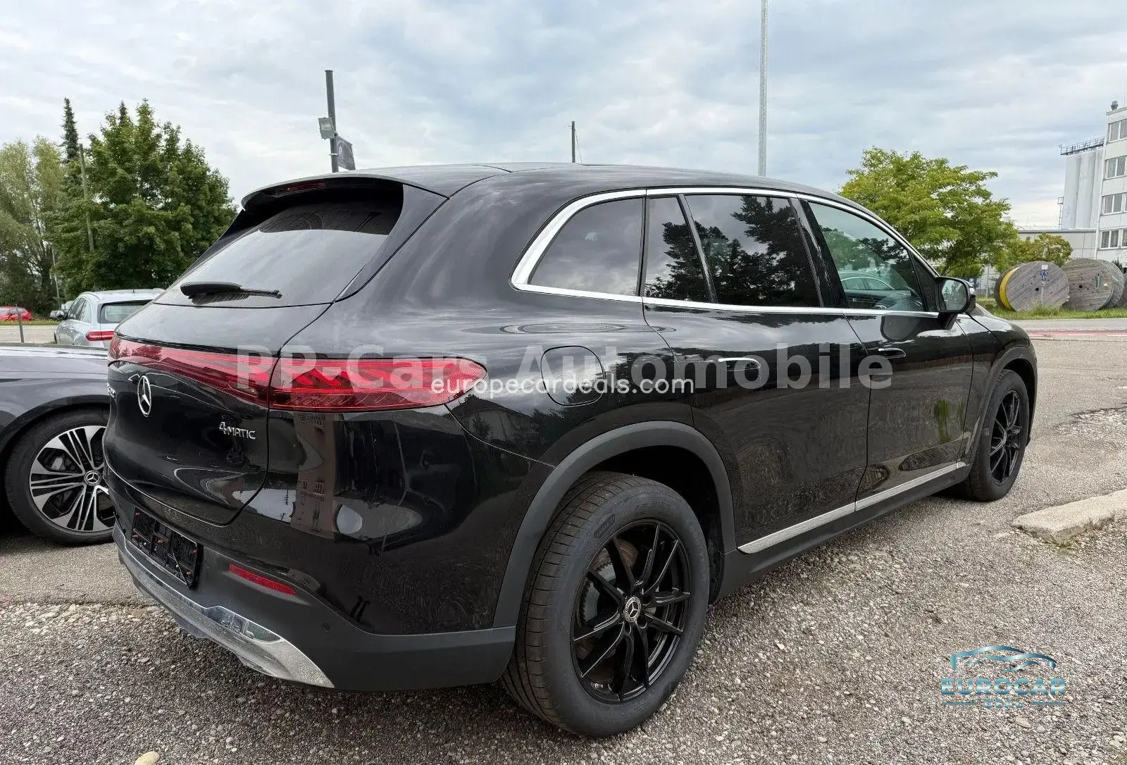 Mercedes-Benz EQS SUV