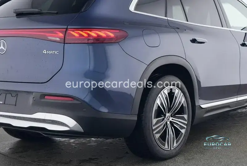 Mercedes-Benz EQS SUV