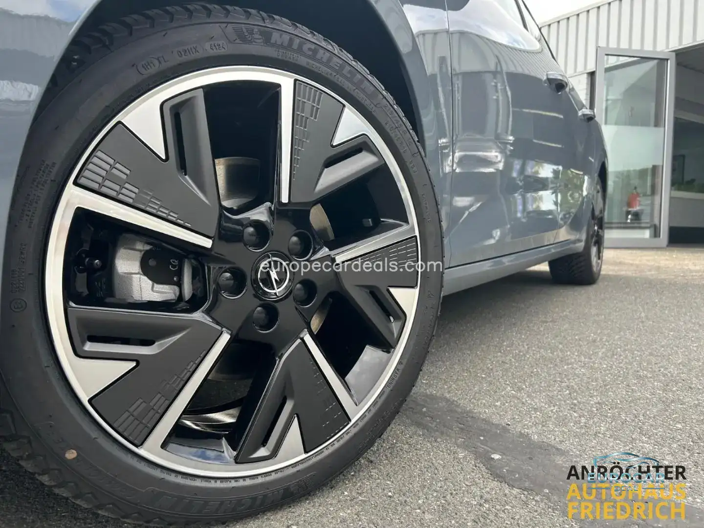 Opel Astra Electric
