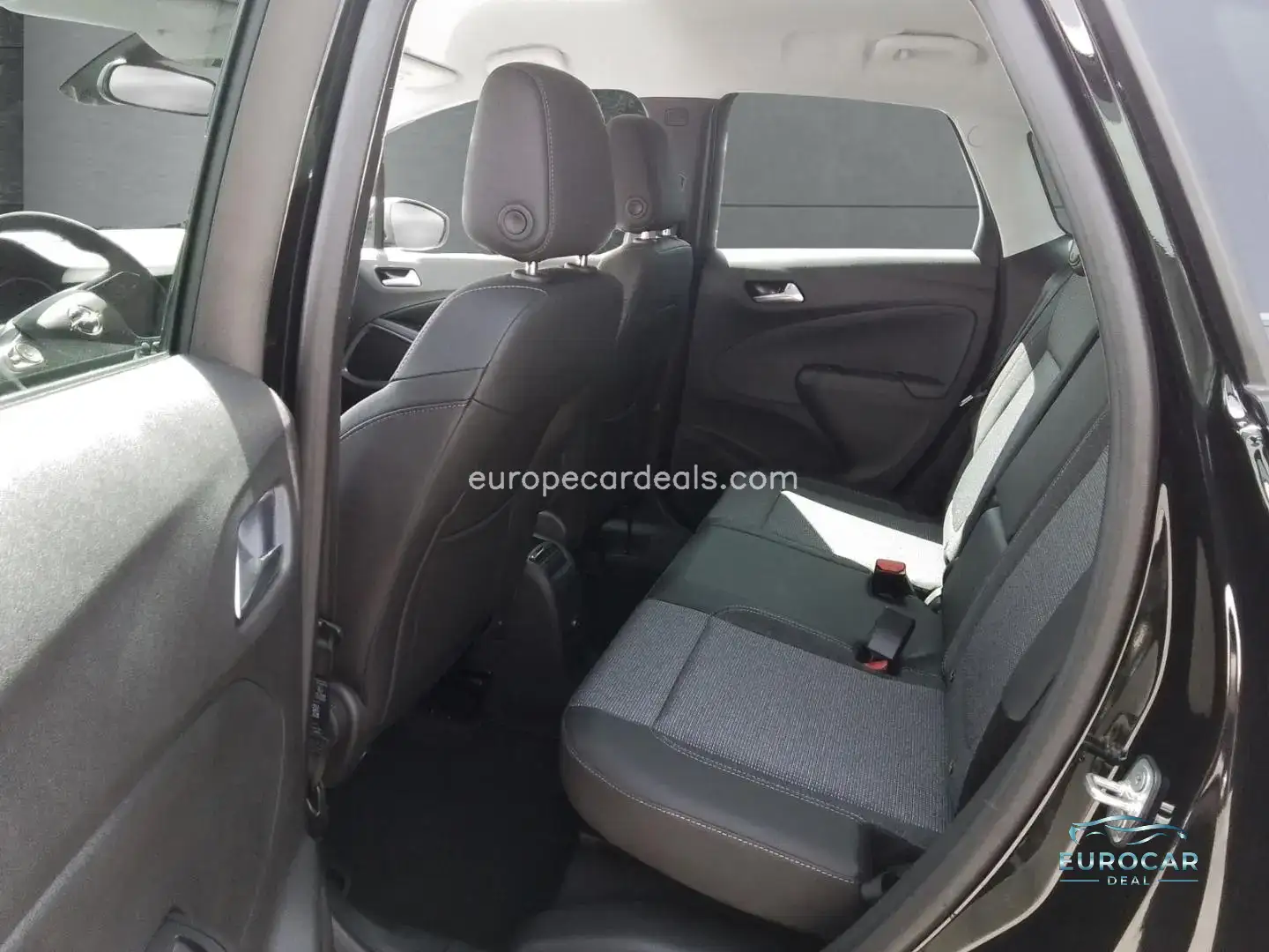 Opel Crossland (X)