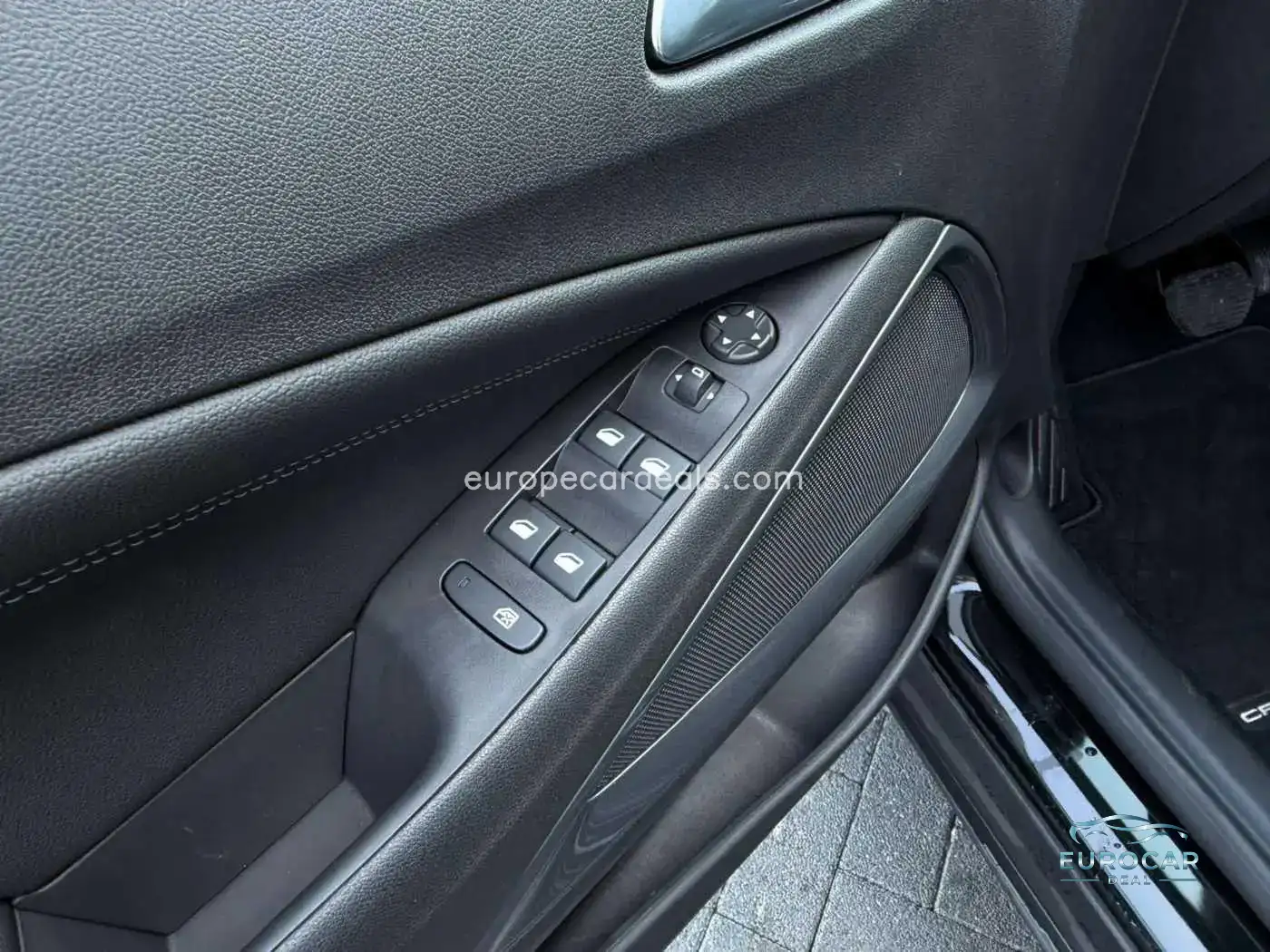 Opel Crossland (X)