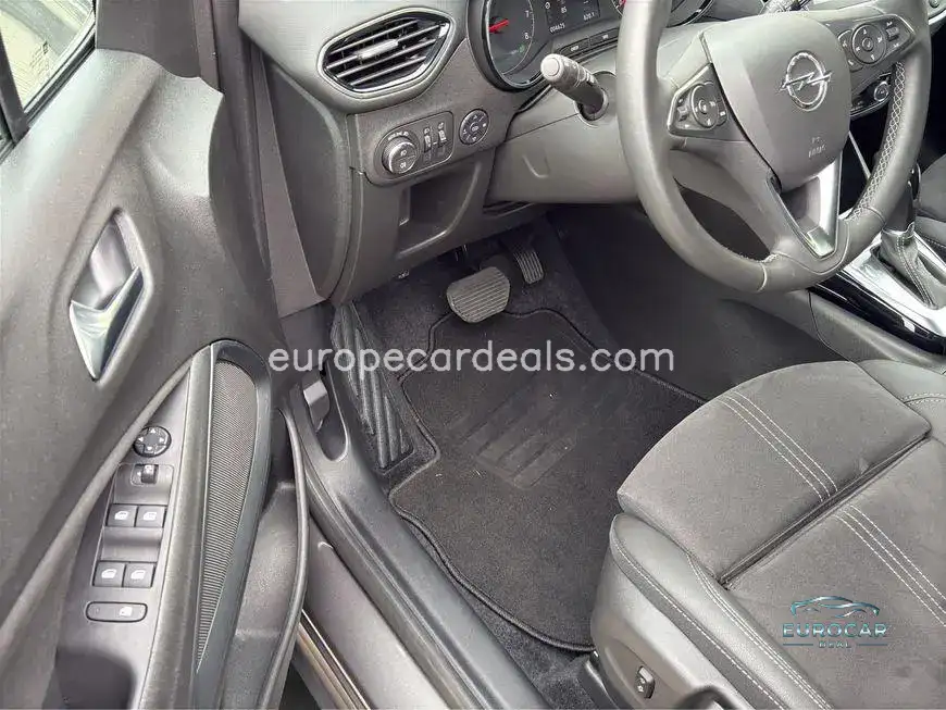 Opel Crossland (X)