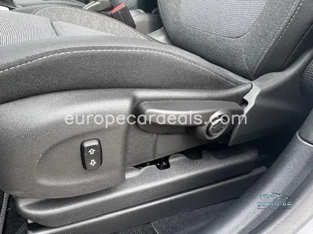 Opel Crossland (X)