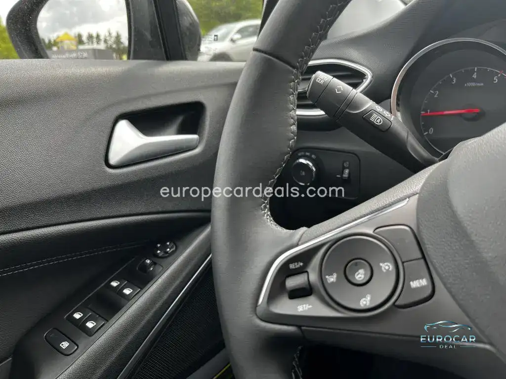 Opel Crossland (X)