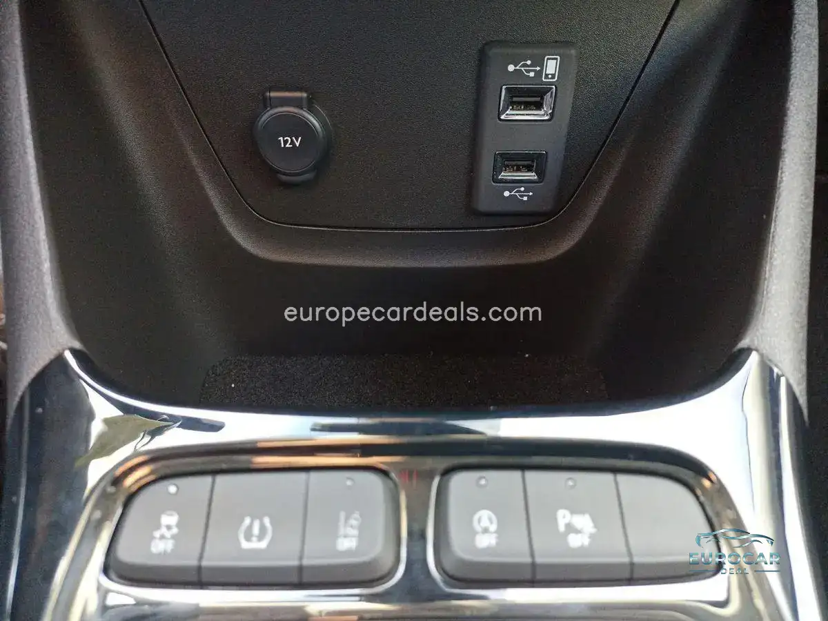 Opel Crossland (X)