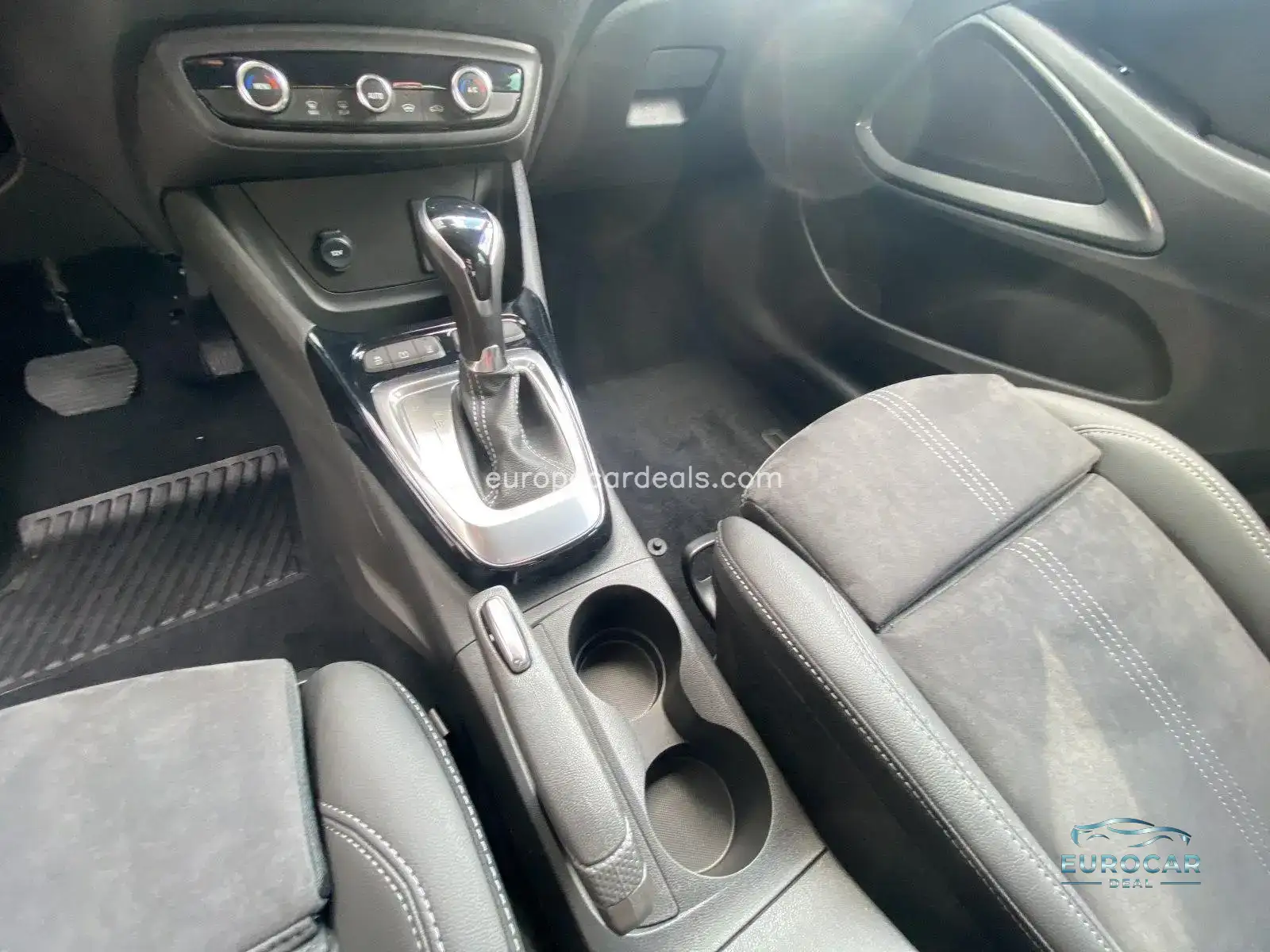 Opel Crossland (X)