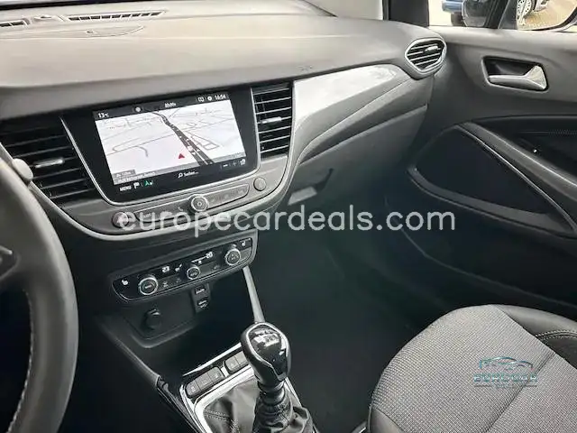 Opel Crossland (X)