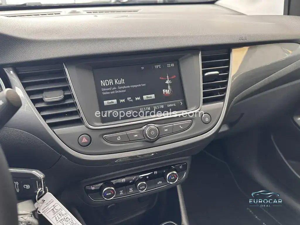Opel Crossland (X)
