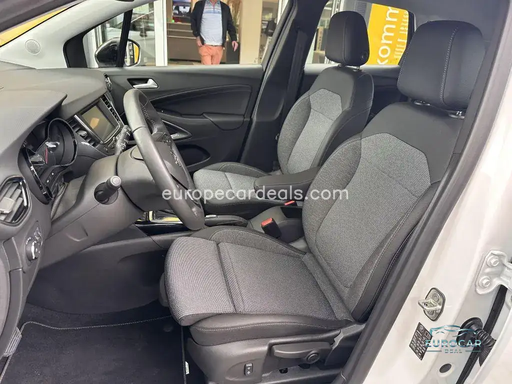 Opel Crossland (X)