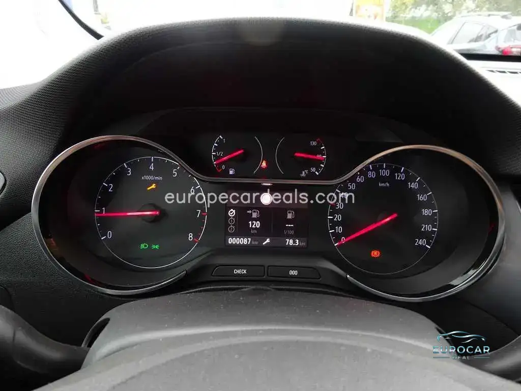 Opel Crossland (X)