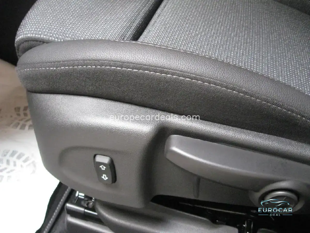Opel Crossland (X)