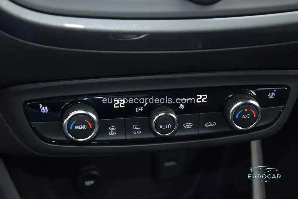 Opel Crossland (X)