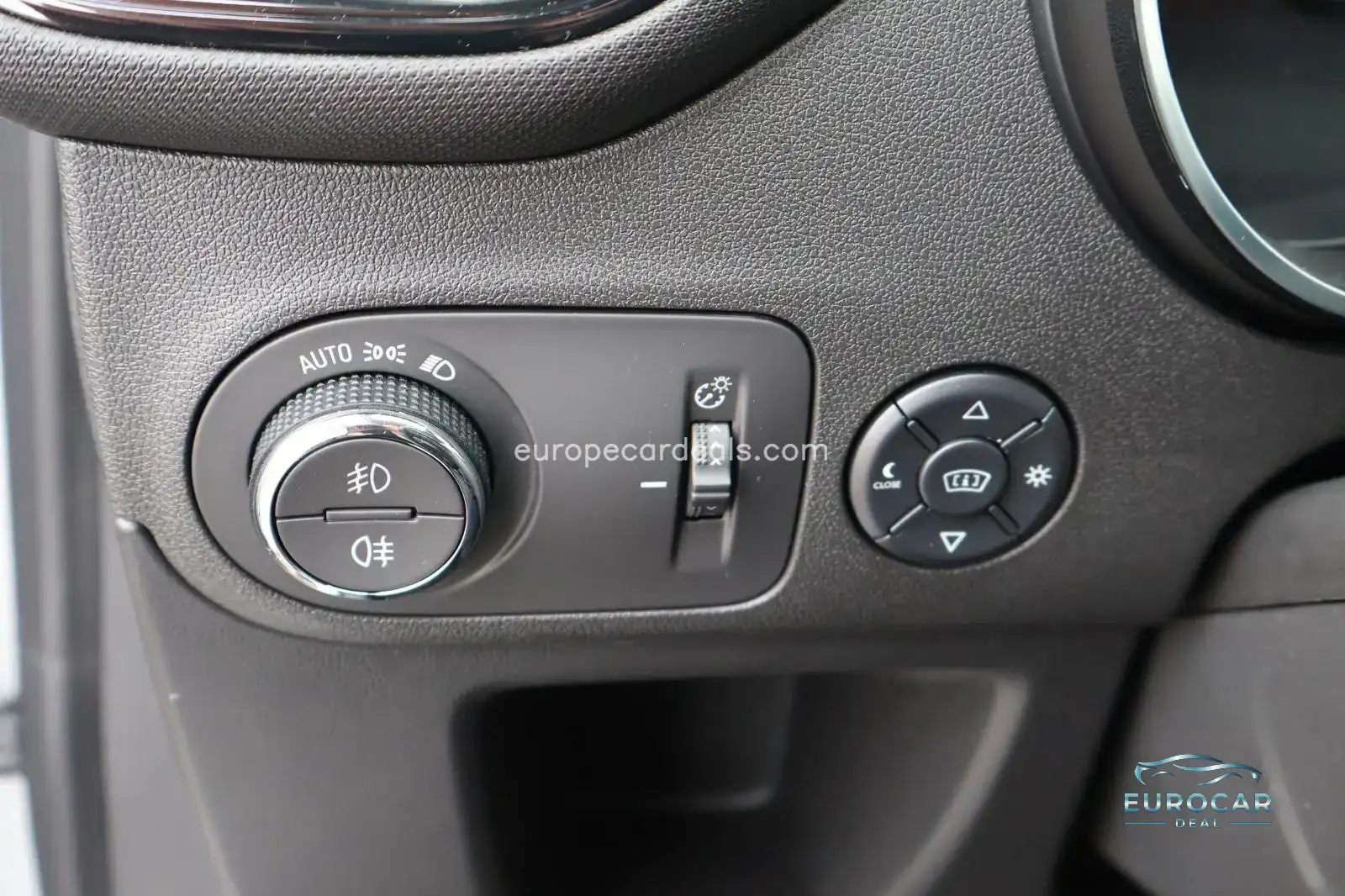 Opel Crossland (X)