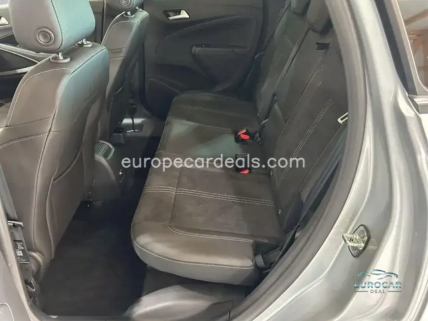 Opel Crossland (X)