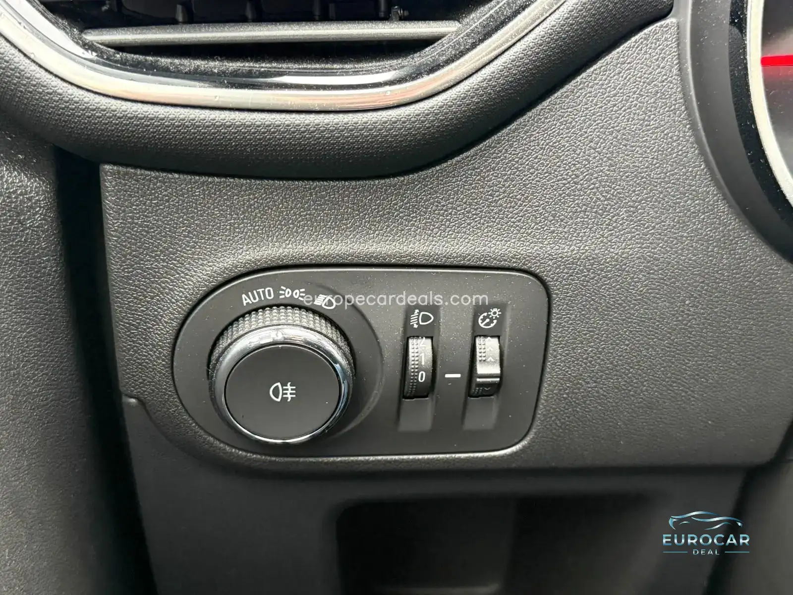 Opel Crossland (X)