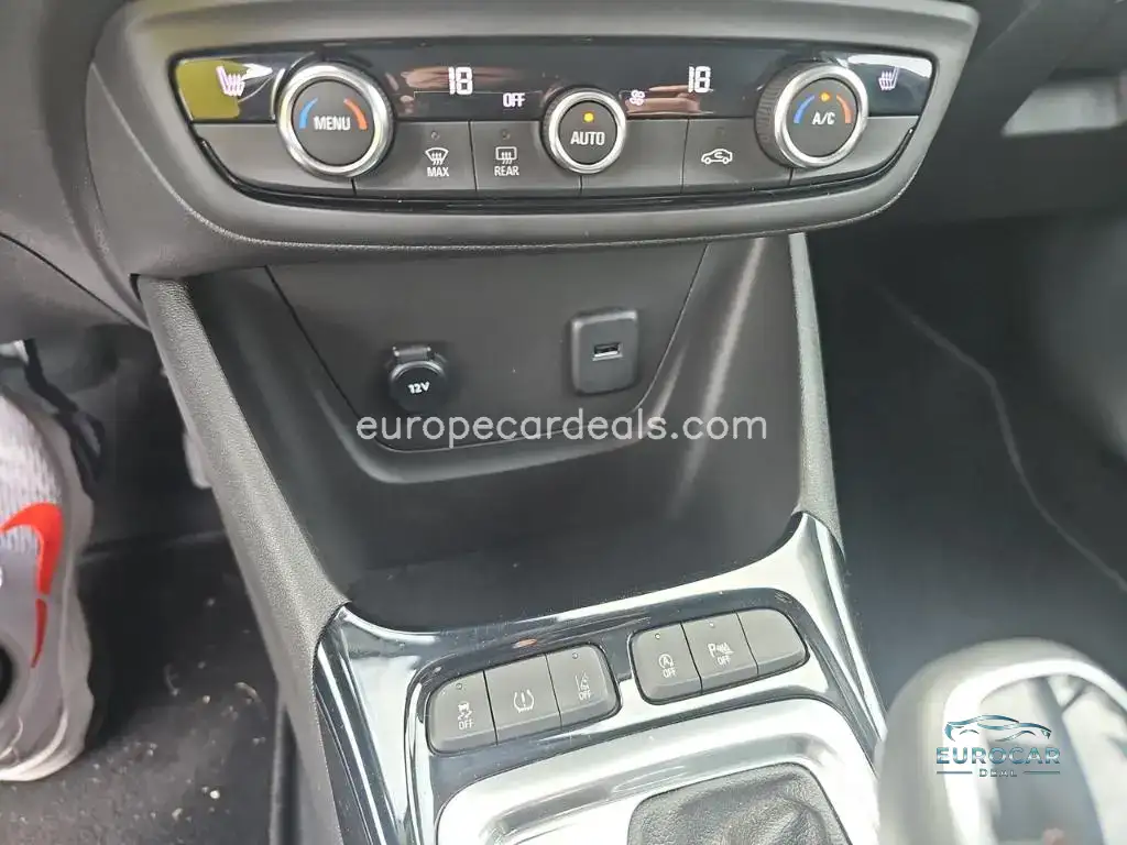 Opel Crossland (X)