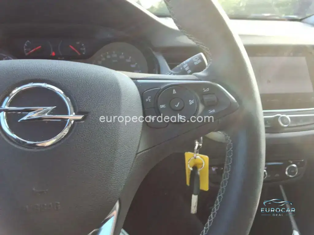 Opel Crossland (X)