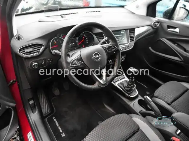 Opel Crossland (X)