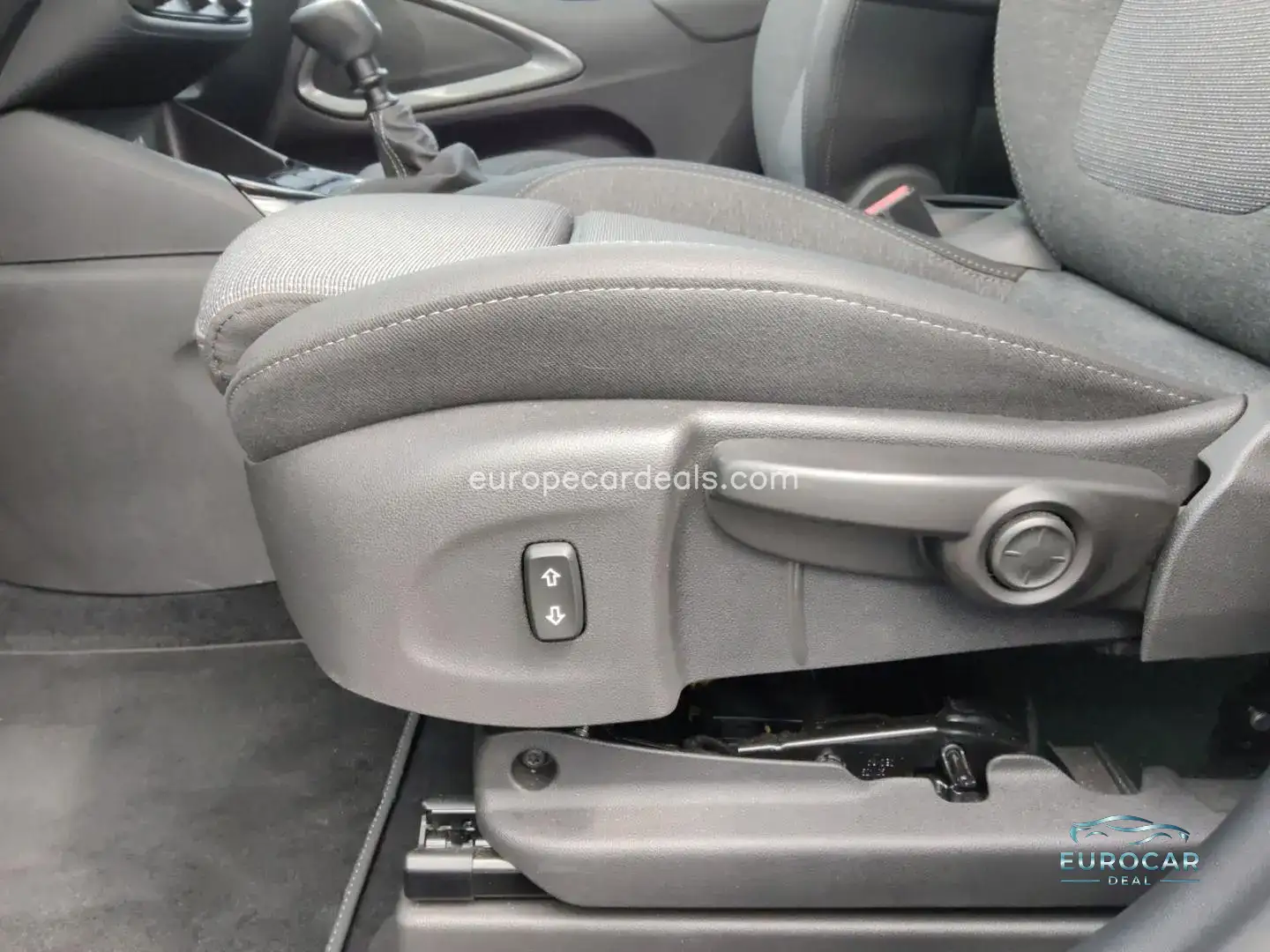 Opel Crossland (X)