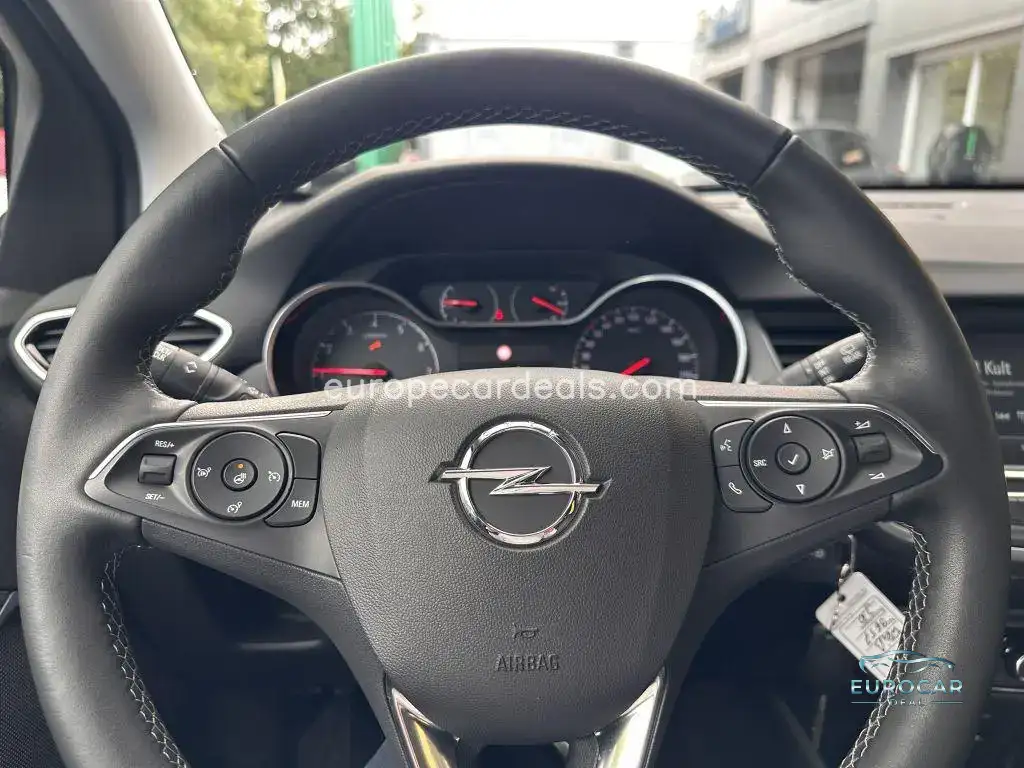 Opel Crossland (X)