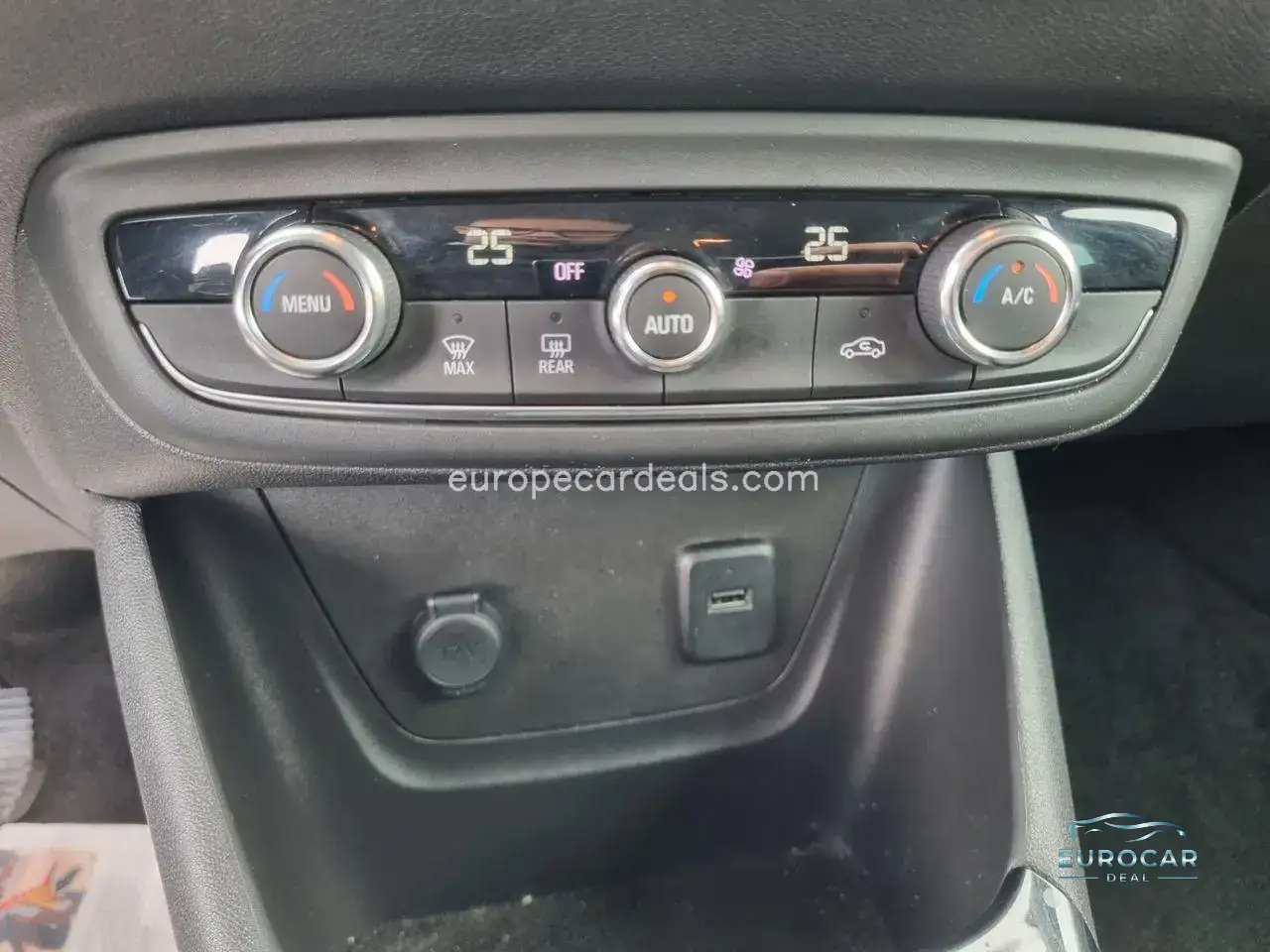 Opel Crossland (X)