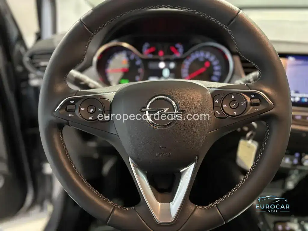 Opel Crossland (X)